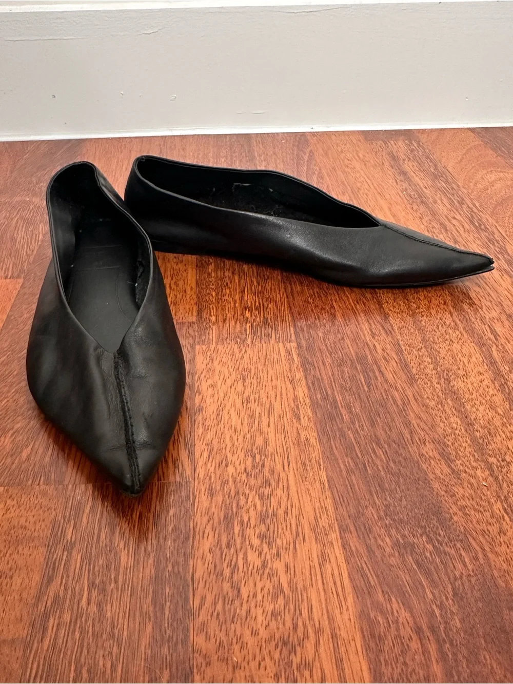 ZARA Black Pointed Leather Slip-On for Ballet Flats. Balletcore. Minimalist. 7.5